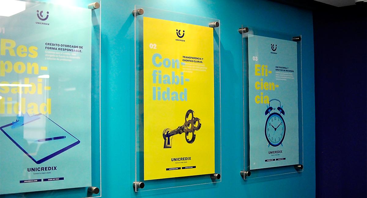 金融行業Unicredix公司標志設計