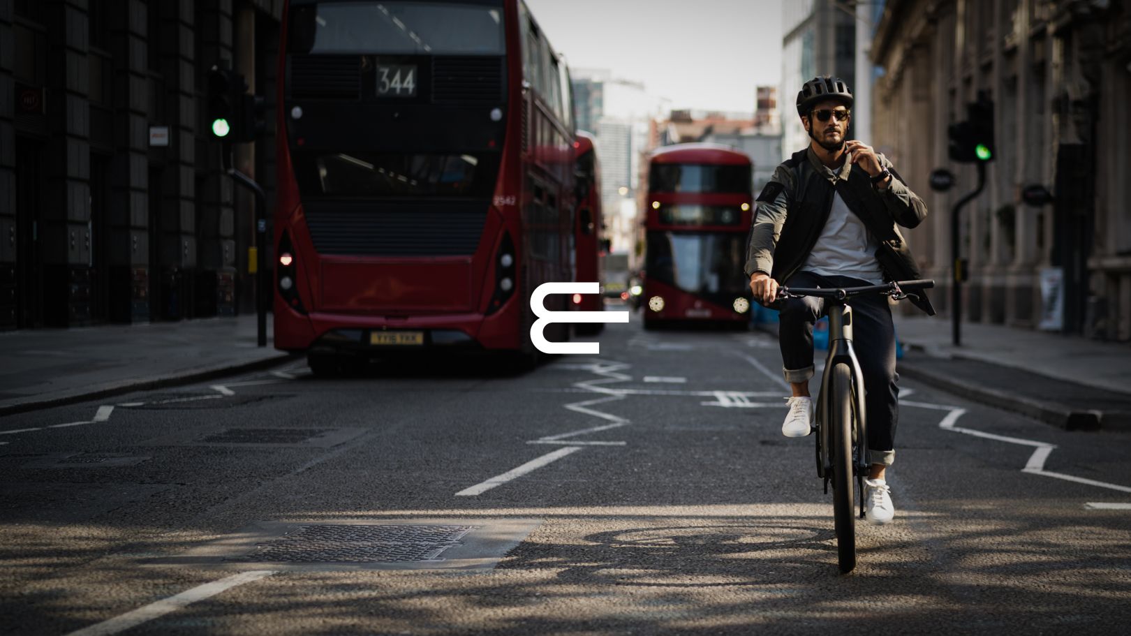 電動自行車Evari Bikes標(biāo)志設(shè)計 電動自行車Evari Bikes標(biāo)志設(shè)計