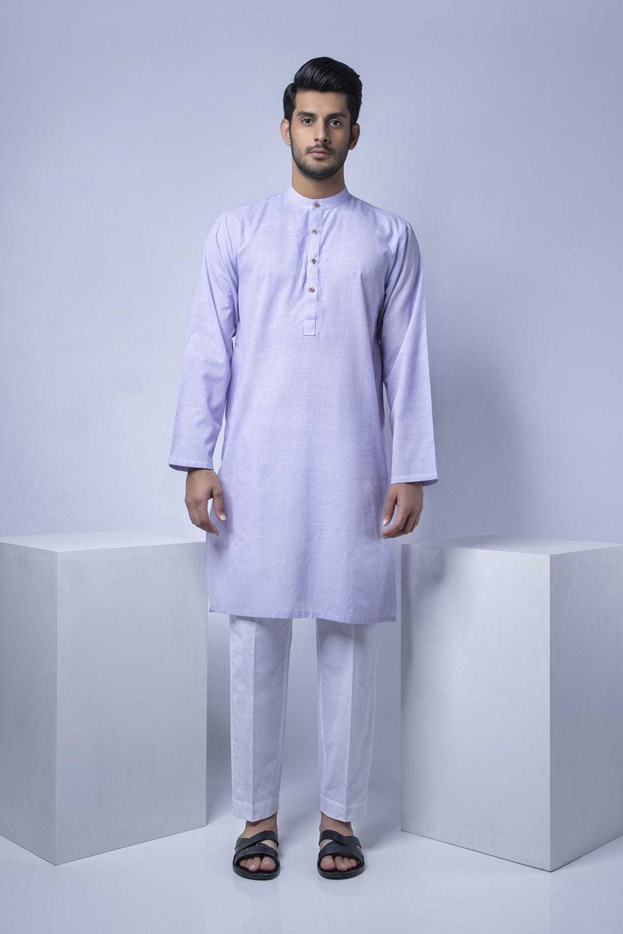 Khaadi 服裝 Khaadi 服裝