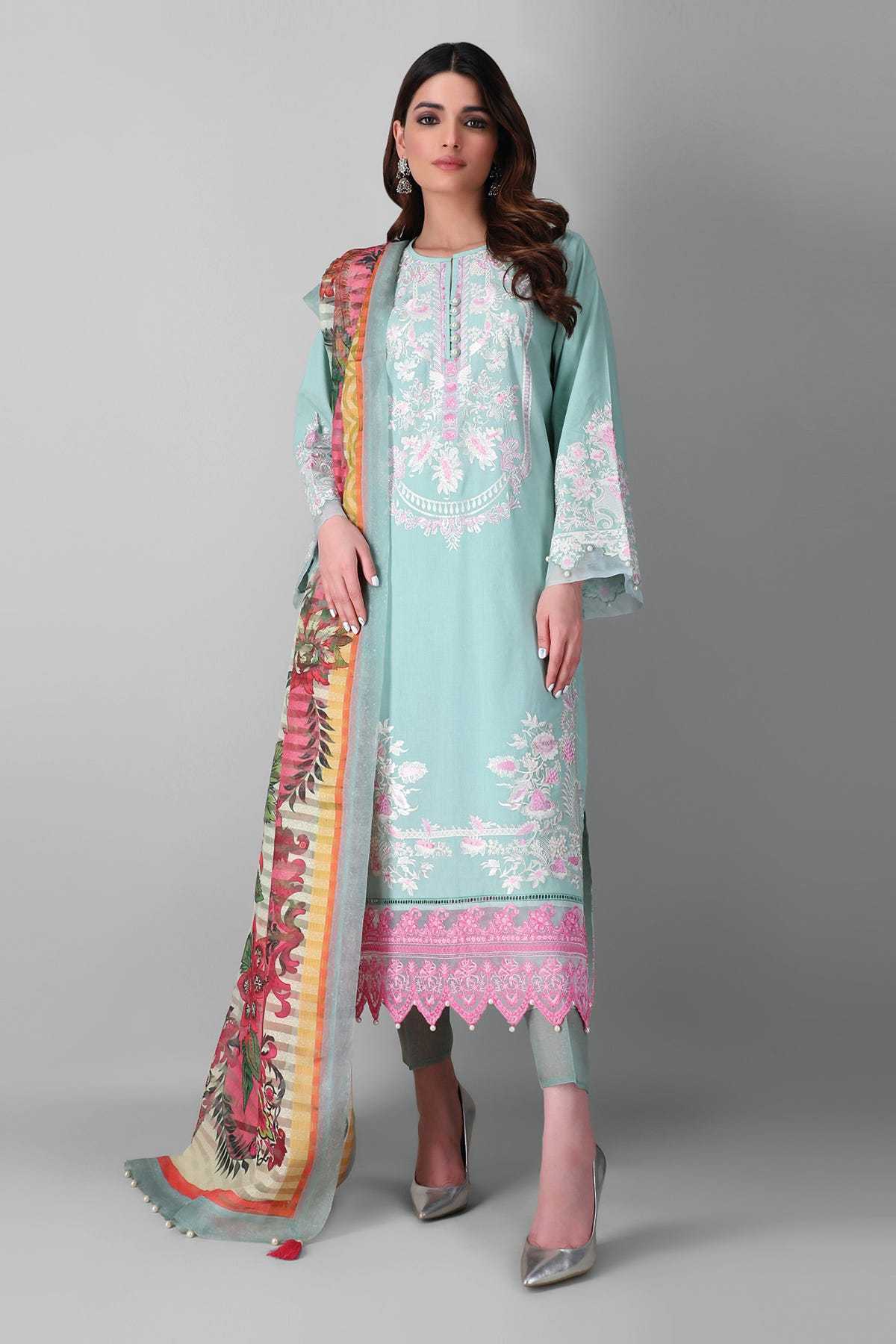 Khaadi 服裝 Khaadi 服裝